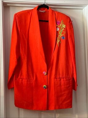 Vintage Embroidered Women’s Blazer